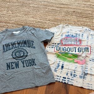 Abercrombie & Fitch Kids Gray and Cream Graphic Tees